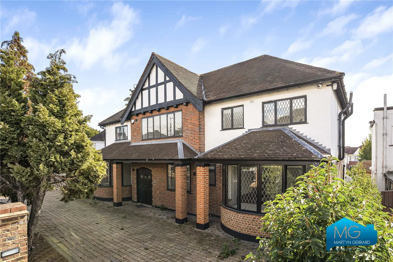 Forestdale, London, N14, photo 42