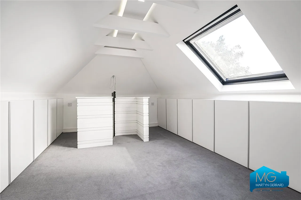 Forestdale, London, N14, photo 36