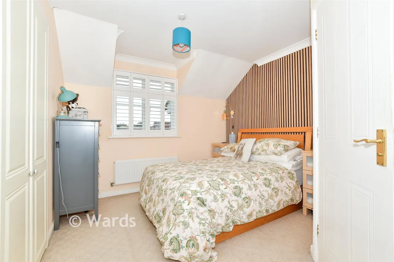 Lacock Gardens, Maidstone, ME15, photo 14