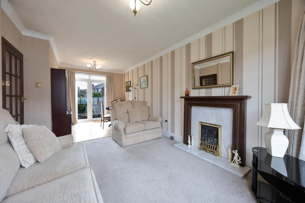 Langdale Avenue, Wigan, photo 7