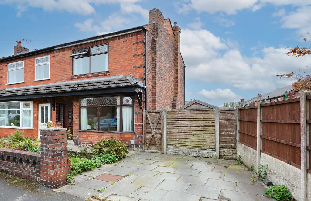 Langdale Avenue, Wigan, photo 23
