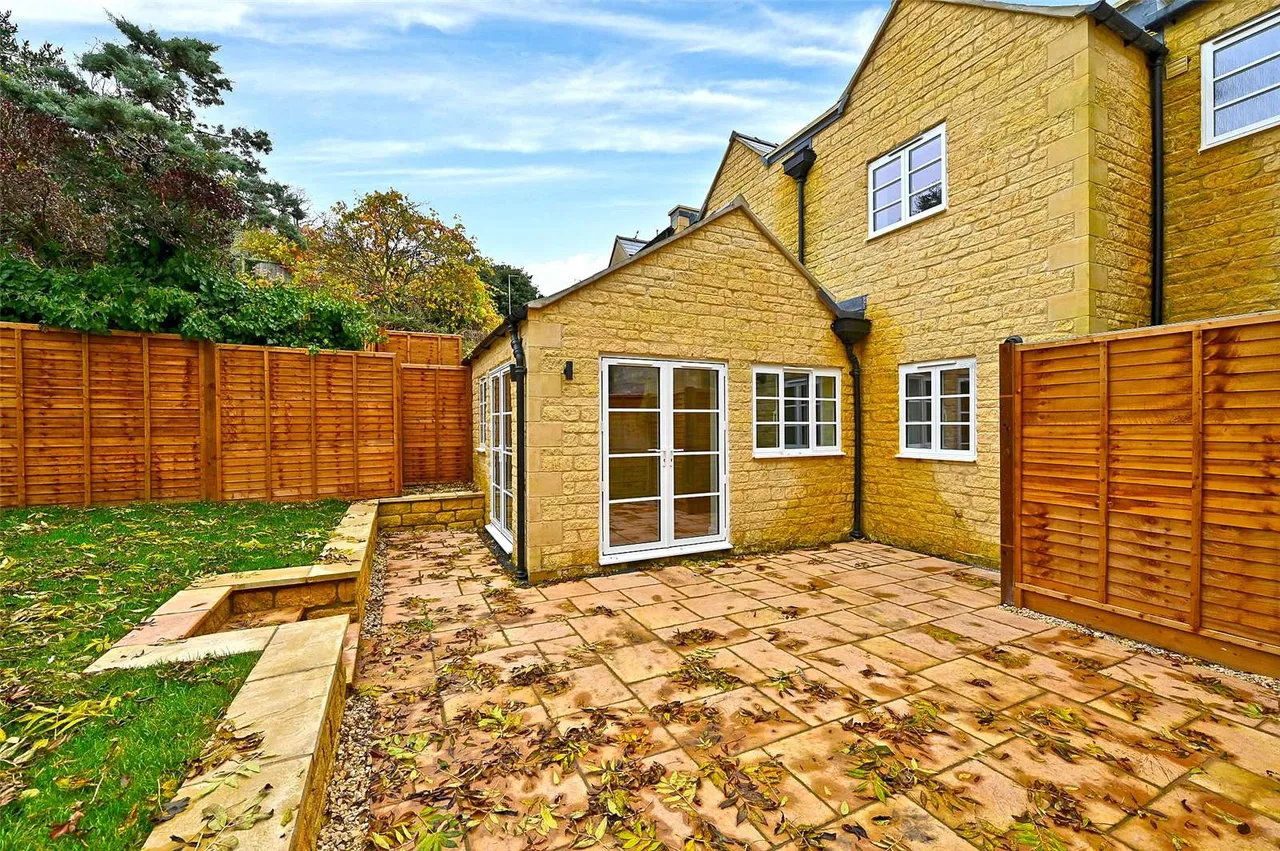 Vineyard Street, Winchcombe, GL54, photo 12