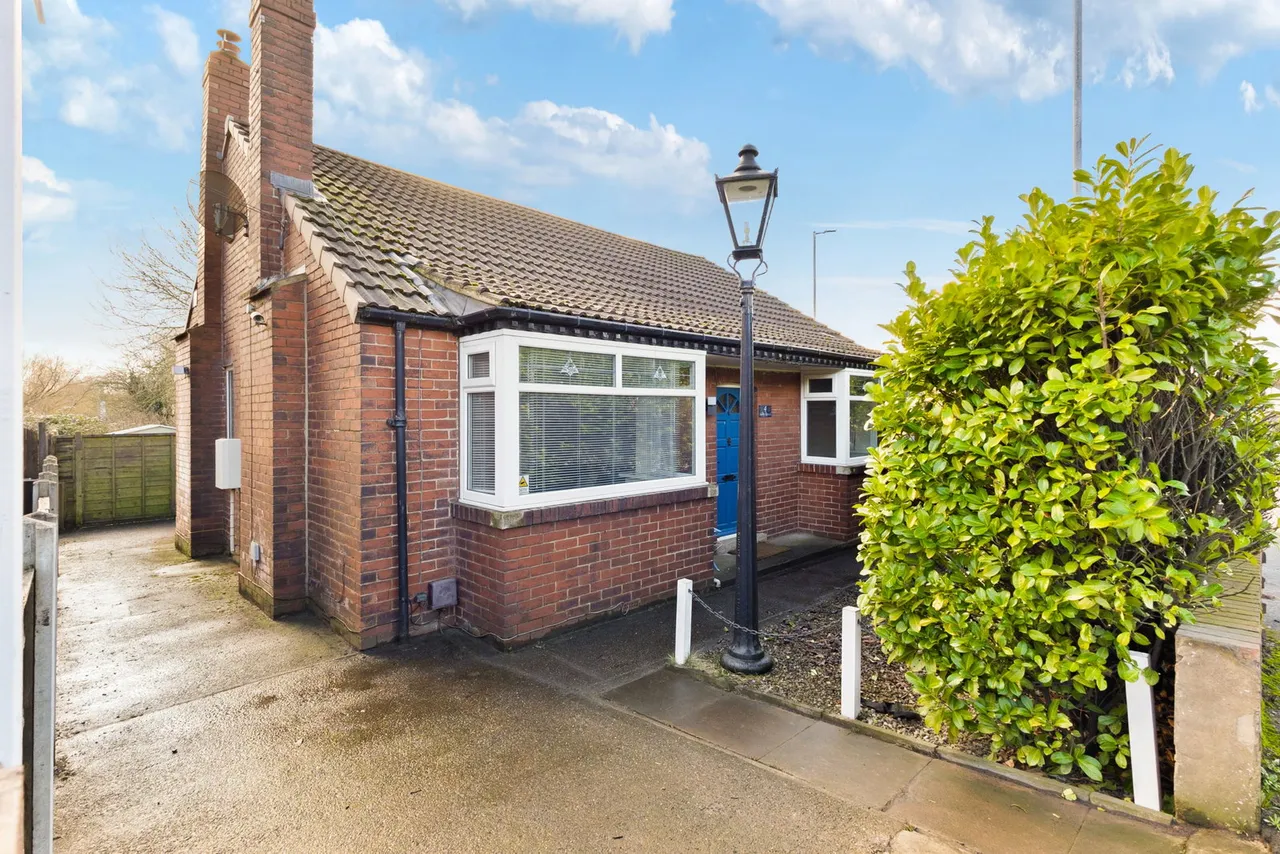 Selby Road, Garforth, photo 2