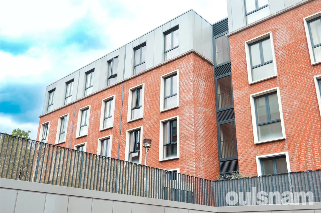 2 bed flat to rent — Alcester Road, Birmingham, West Midlands, B13 8EQ