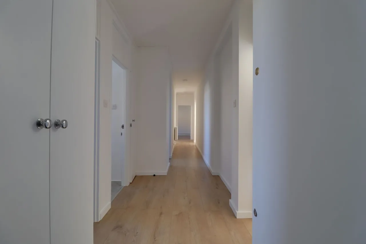 Jebb Avenue, London, SW2, photo 10