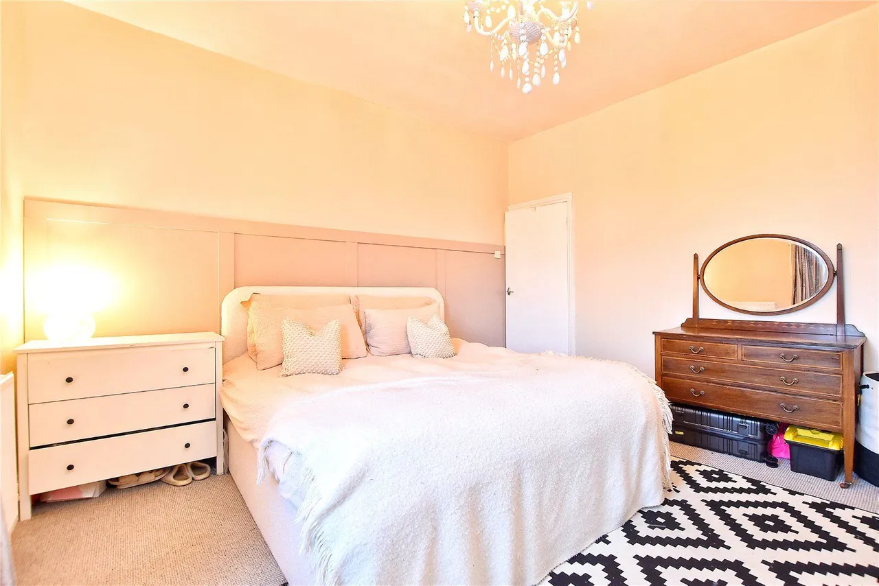 Kenworthy Street, Newbold, OL16, photo 9