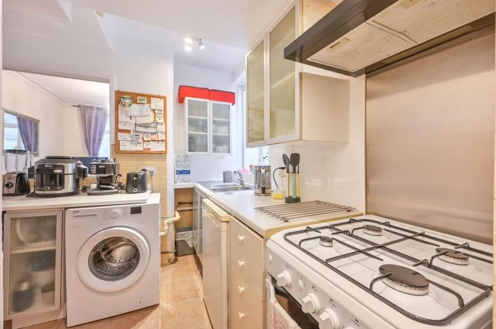 Linacre Road, London, photo 4