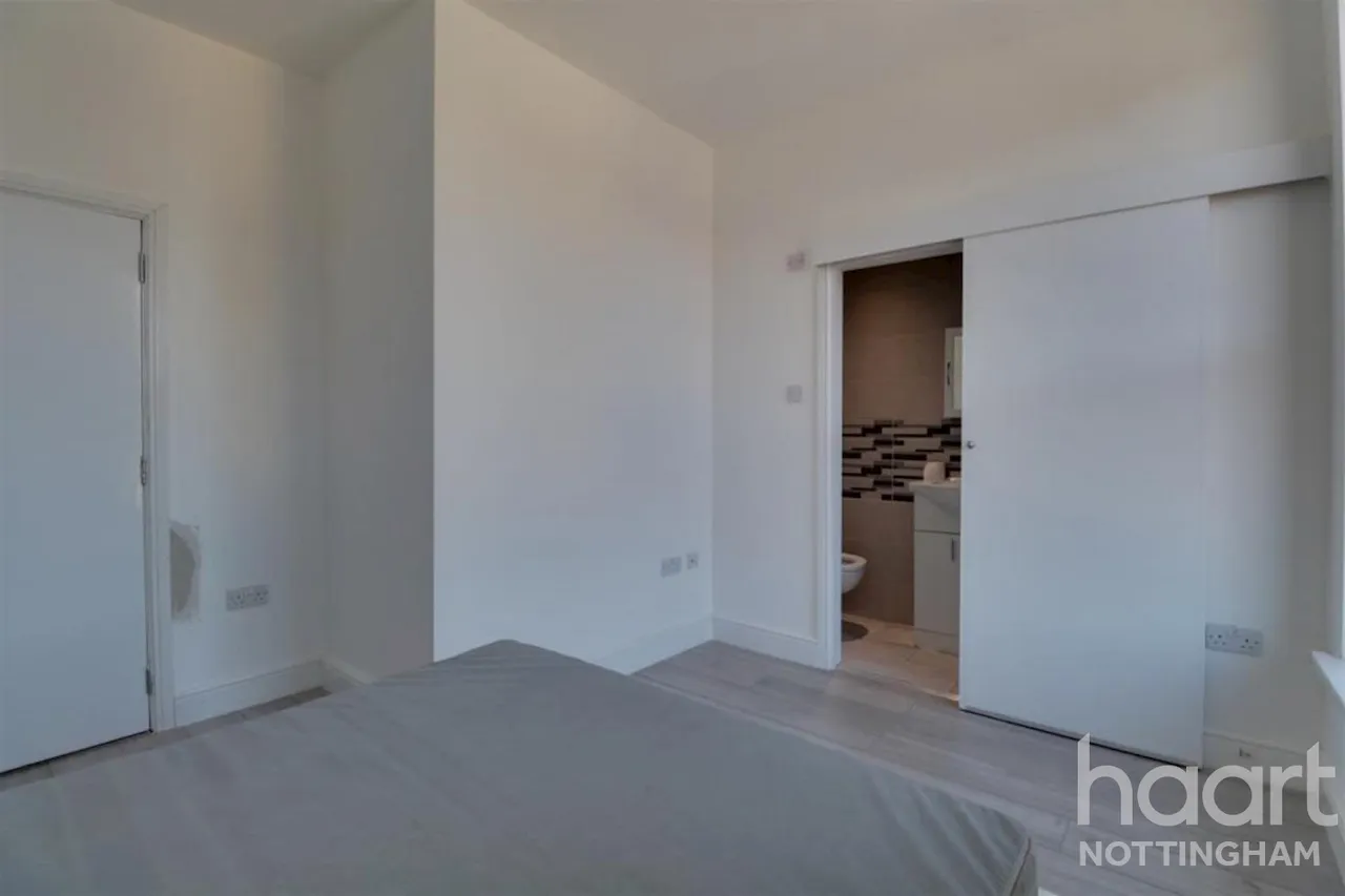 Radford Road, NG7, photo 2