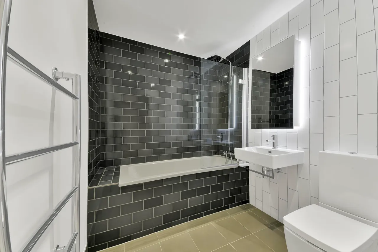 Windlass House, Royal Wharf, E16, photo 6