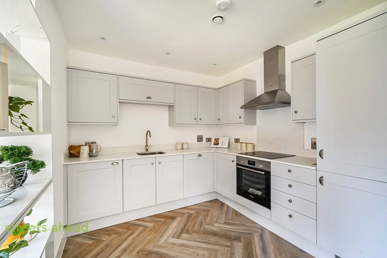 Fairoak Close, Kenley, CR8, photo 14