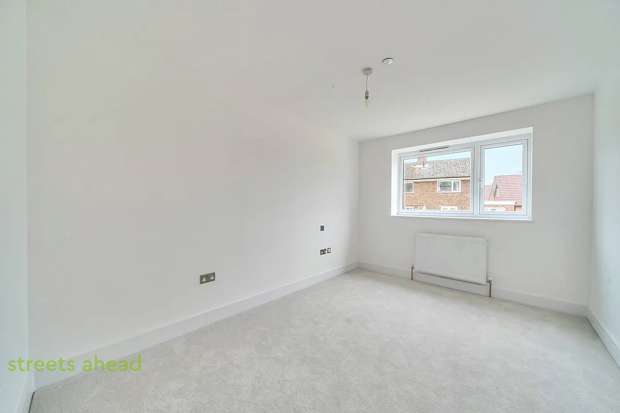 Fairoak Close, Kenley, CR8, photo 9
