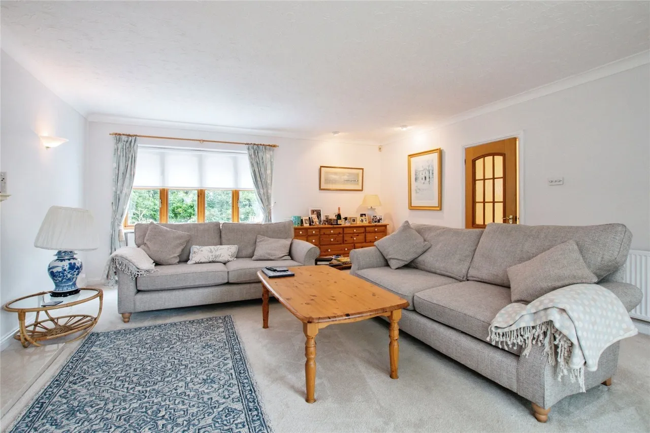 Whincroft Drive, Ferndown, BH22, photo 10