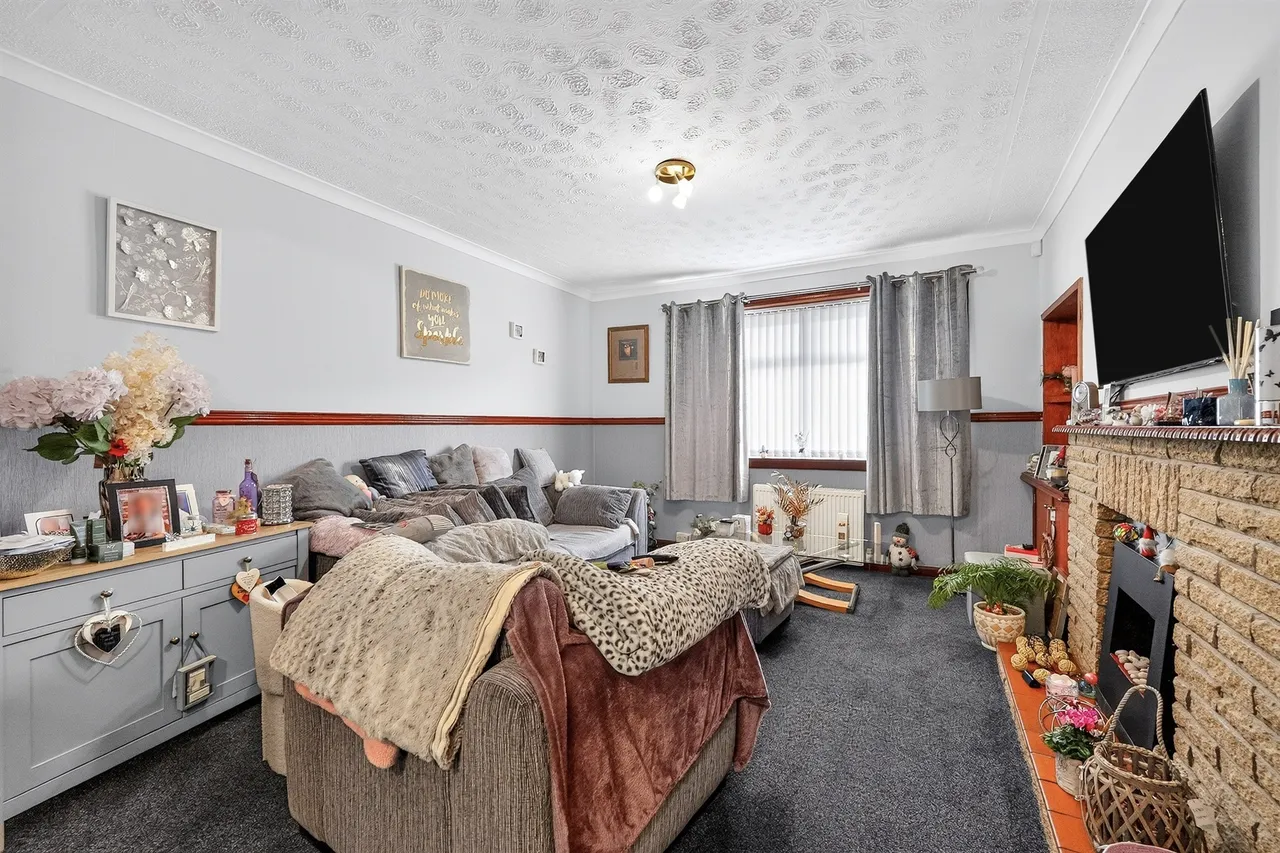 Blacklands Avenue, Kilwinning, KA13, photo 3