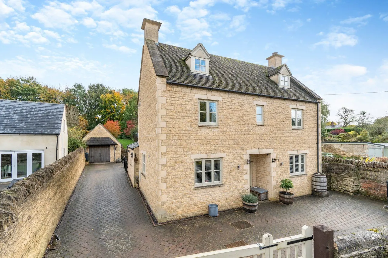 Chapel Lane, Bledington, Chipping Norton, Oxfordshire, OX7 6UZ, photo 10