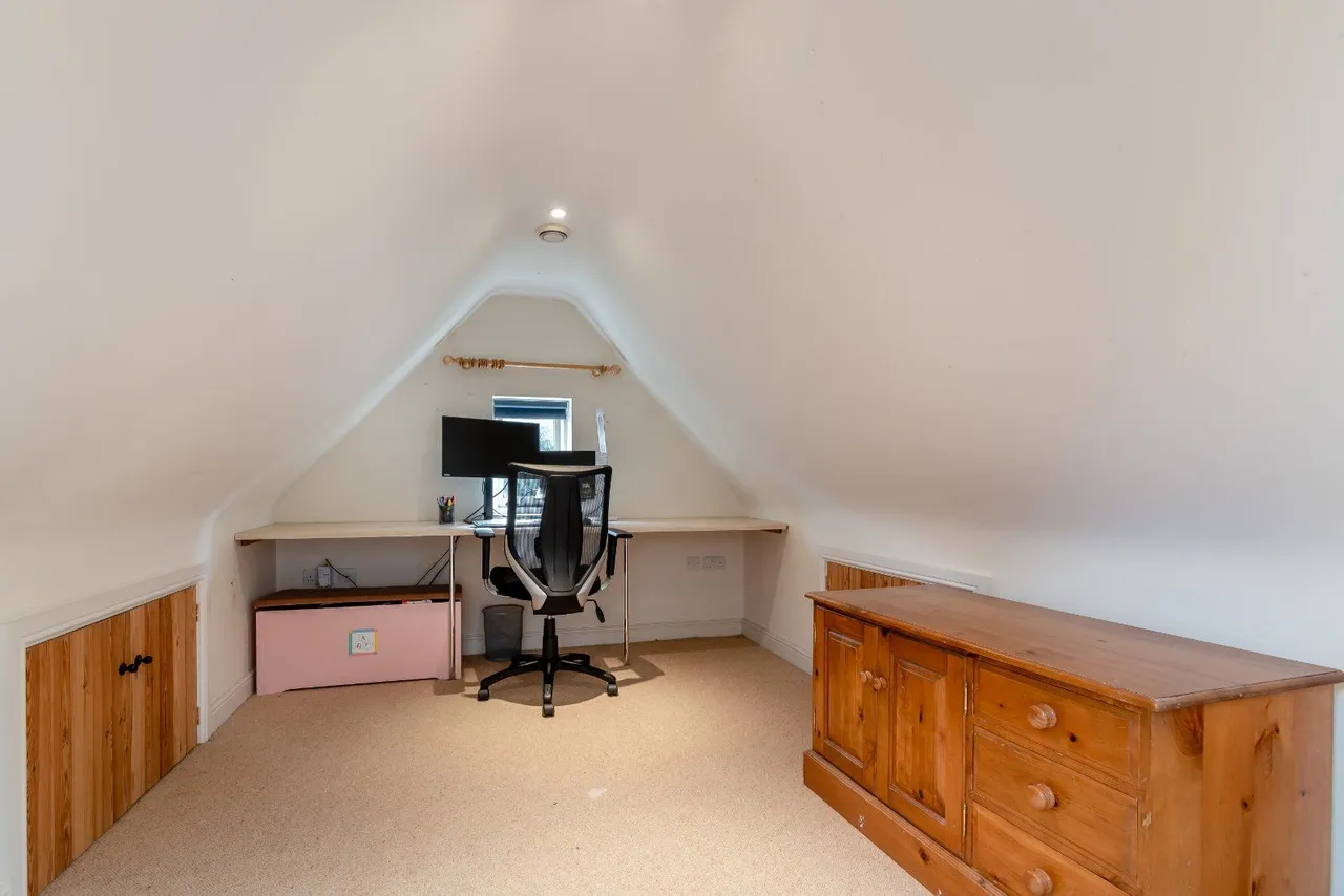 Chapel Lane, Bledington, Chipping Norton, Oxfordshire, OX7 6UZ, photo 8