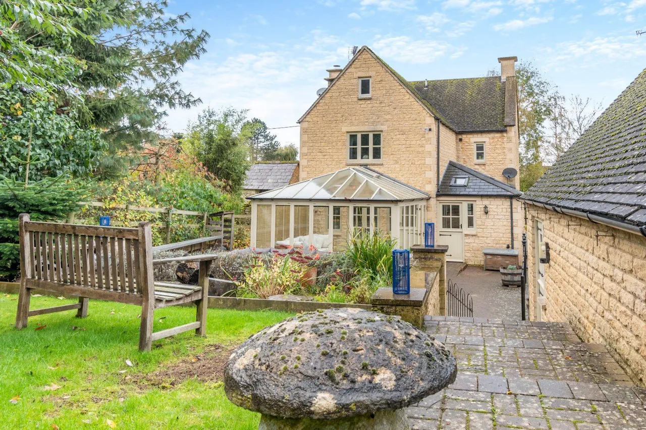 4 bed house for sale — Chapel Lane, Bledington, Chipping Norton, Oxfordshire, OX7 6UZ