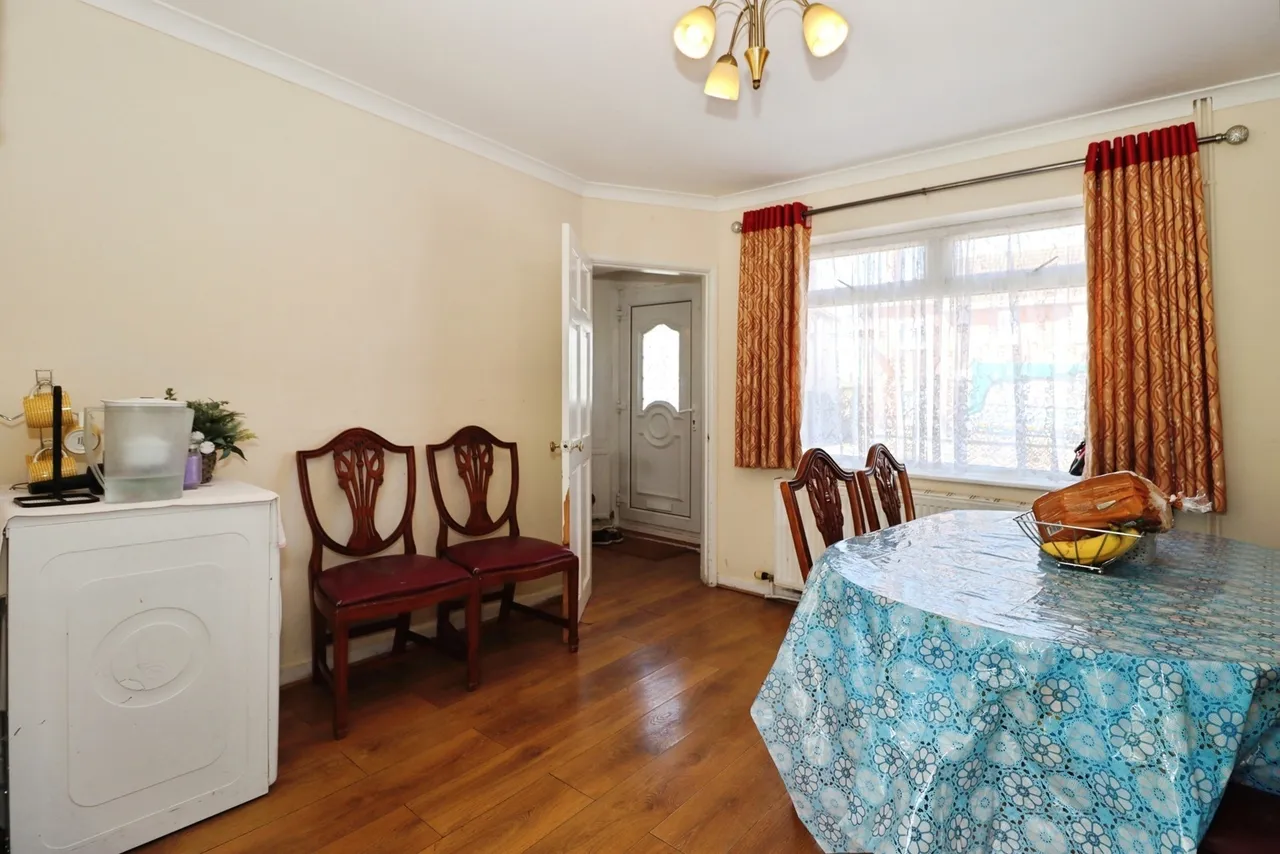 Forest Walk, Fishponds, Bristol, BS16, photo 5