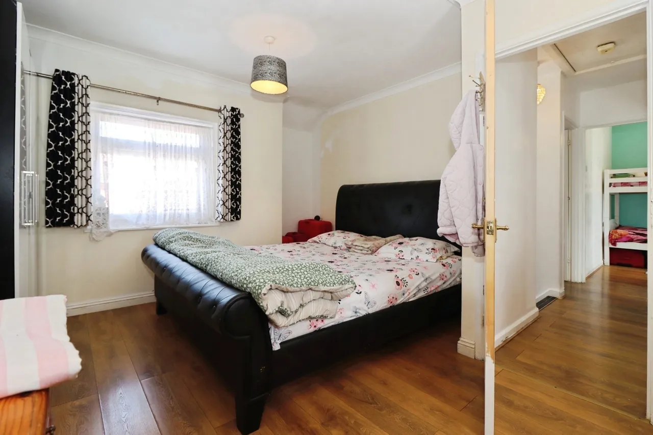 Forest Walk, Fishponds, Bristol, BS16, photo 6