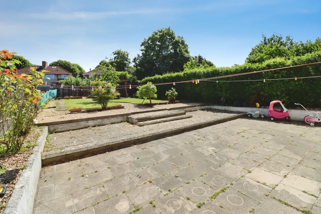 Forest Walk, Fishponds, Bristol, BS16, photo 2