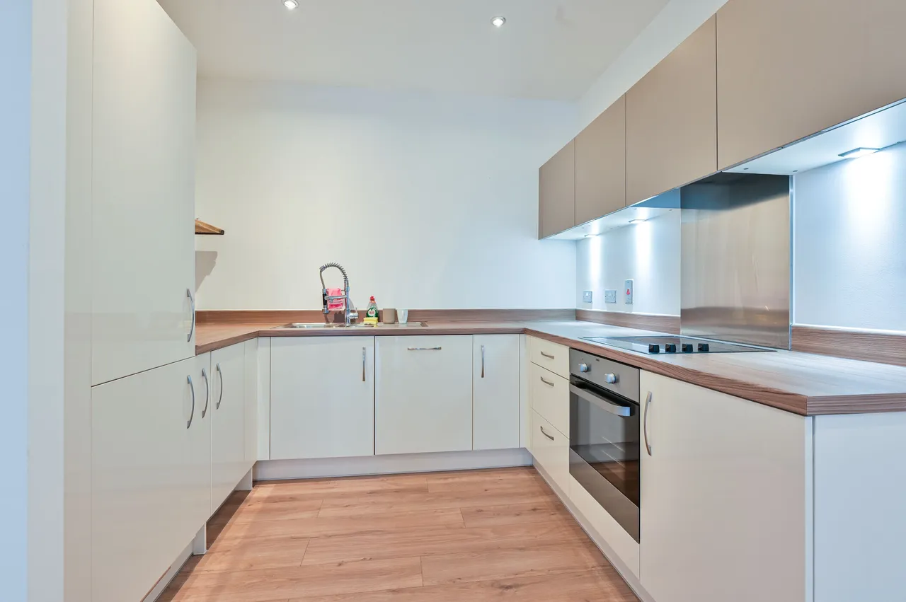 Flat 46, Osier House, 14 Quebec Way, London, photo 3