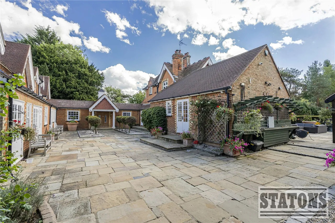 Rush Green, Hertford, Hertfordshire, SG13 7SD, photo 42