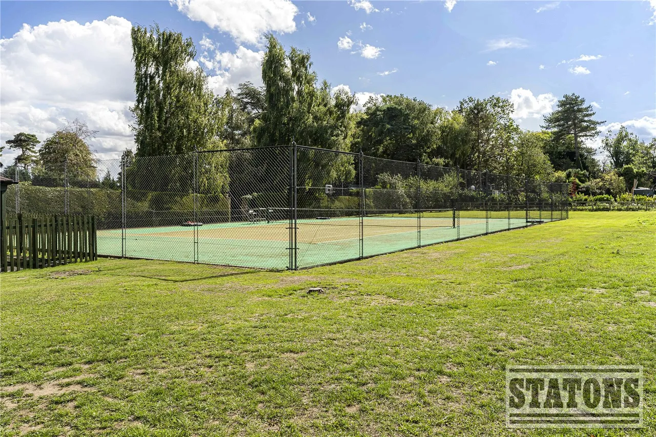 Rush Green, Hertford, Hertfordshire, SG13 7SD, photo 24