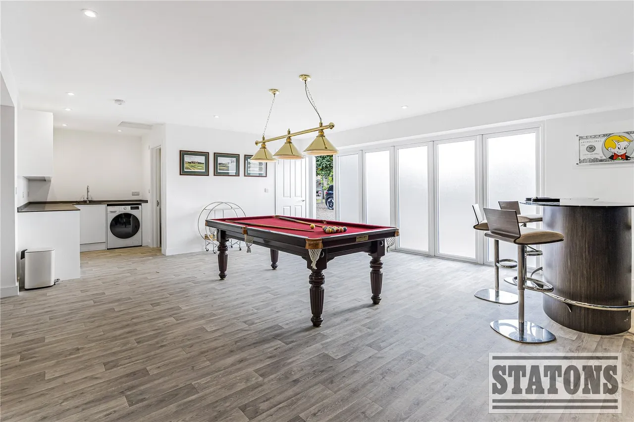 Rush Green, Hertford, Hertfordshire, SG13 7SD, photo 10