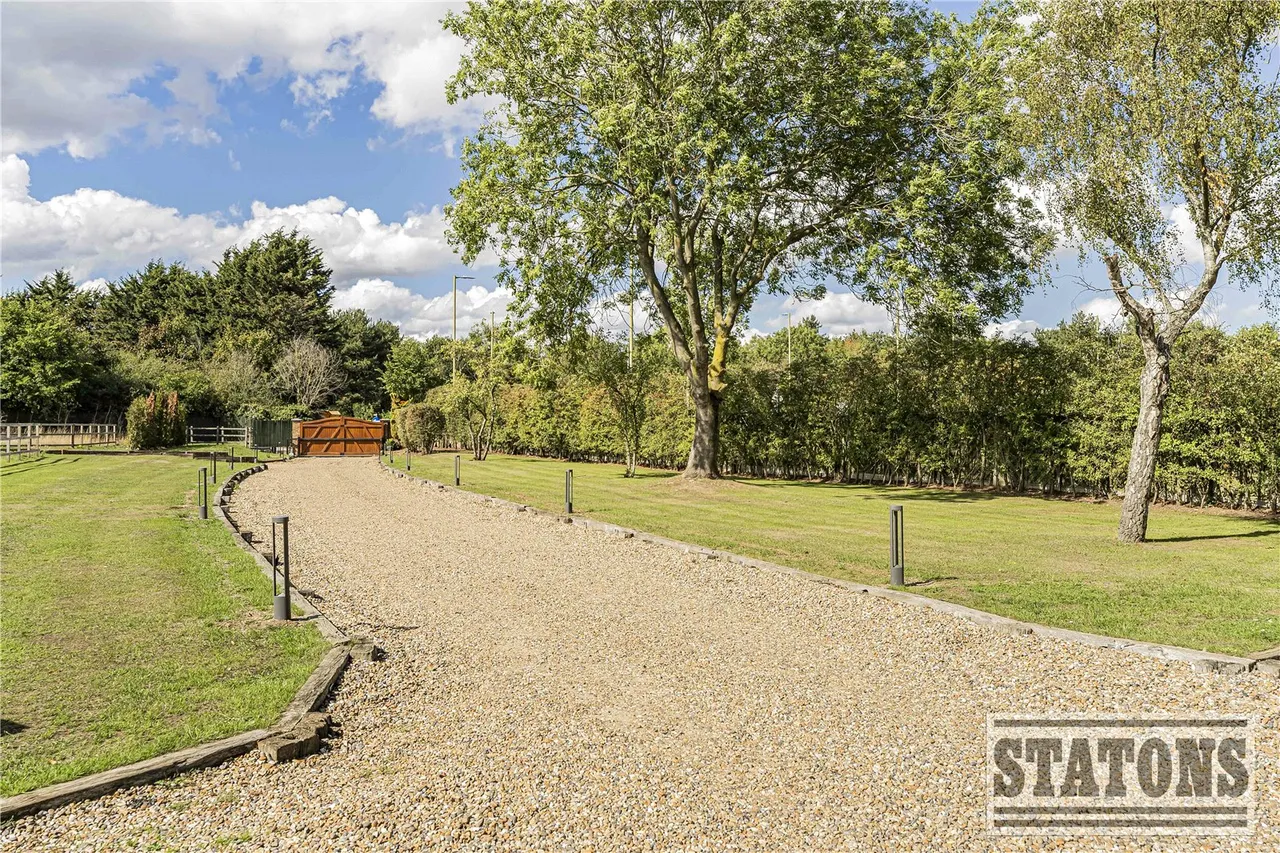 Rush Green, Hertford, Hertfordshire, SG13 7SD, photo 30
