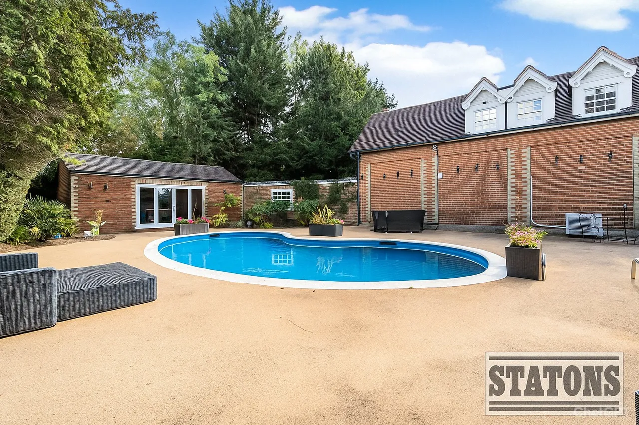 Rush Green, Hertford, Hertfordshire, SG13 7SD, photo 43