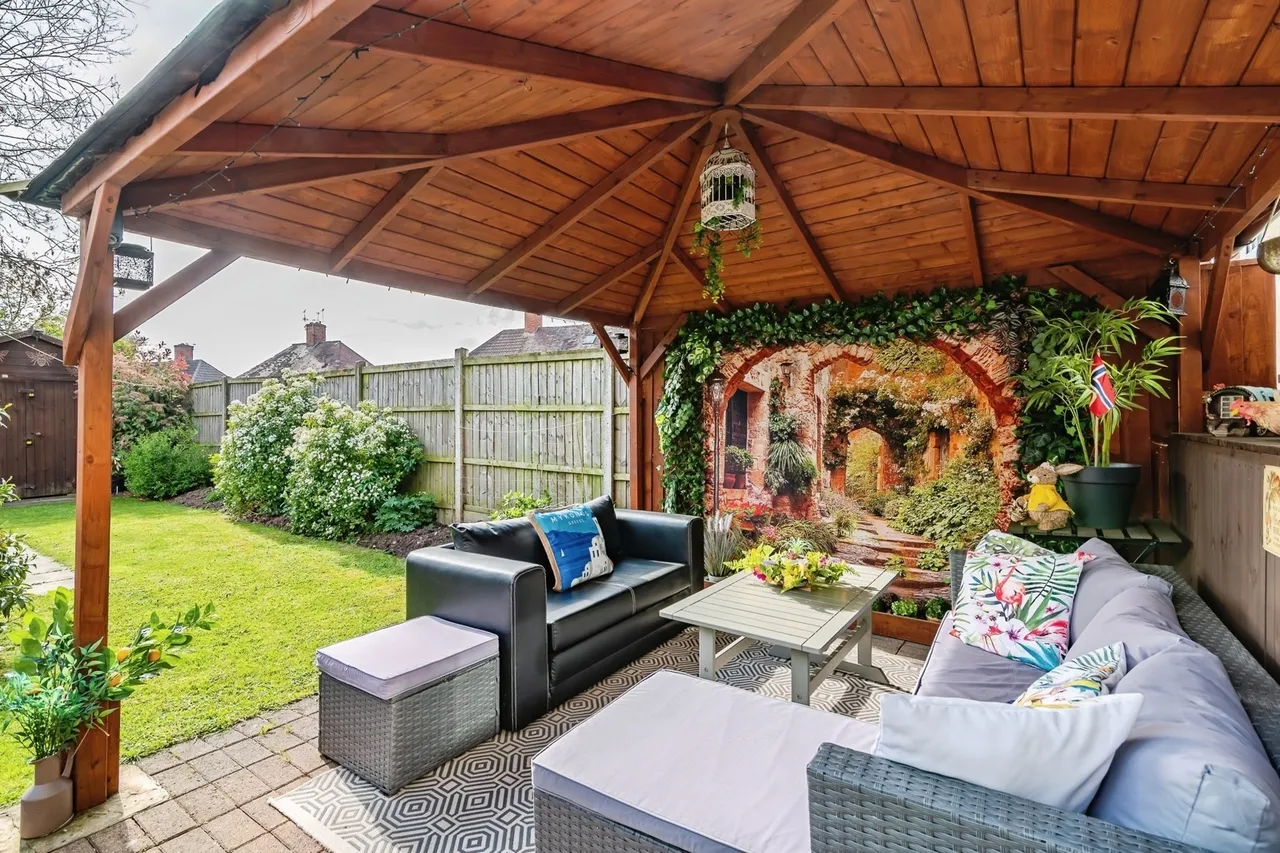 Tunstall Crescent, NOTTINGHAM, Nottinghamshire, NG8, photo 2
