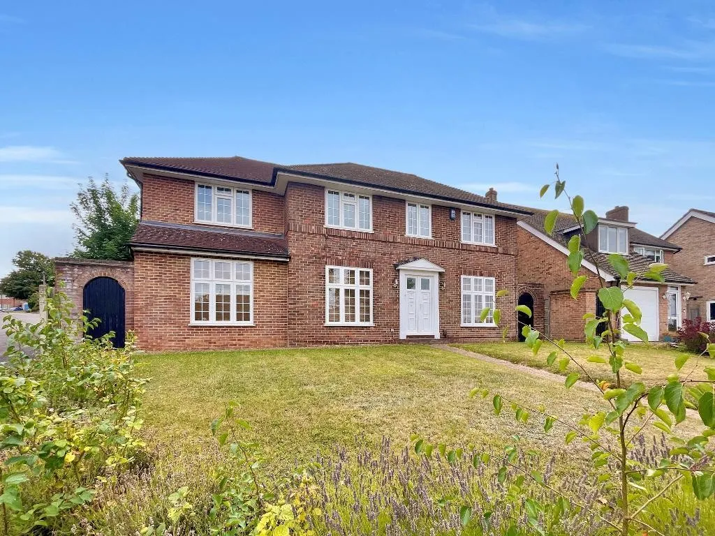 5 bed house to rent, Barnfield Road, Sanderstead