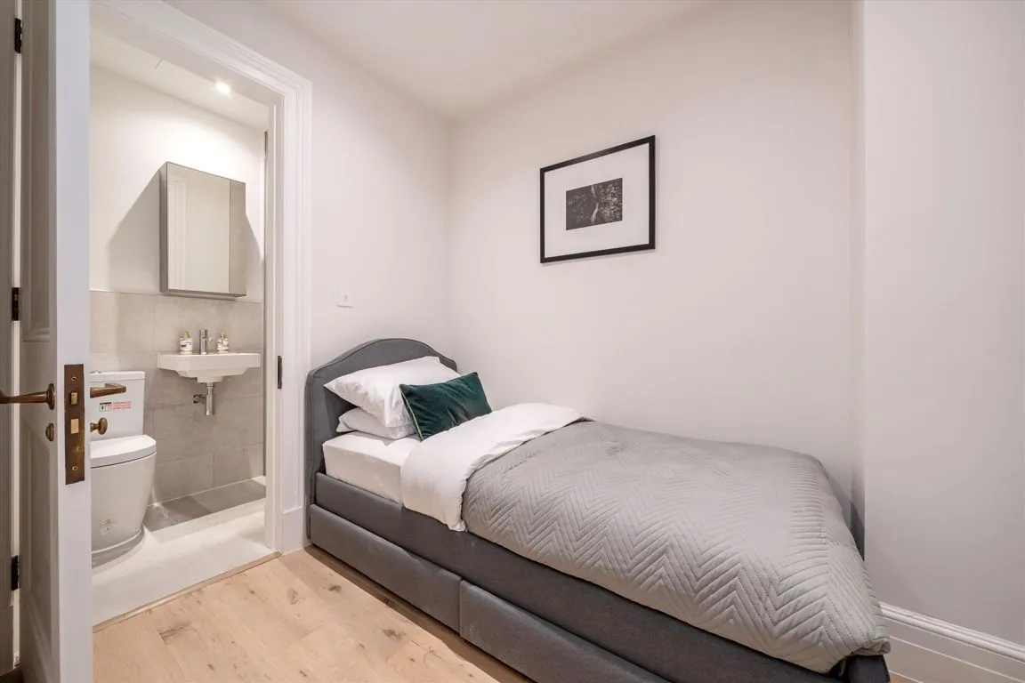 Kensington Road, Kensington, photo 10