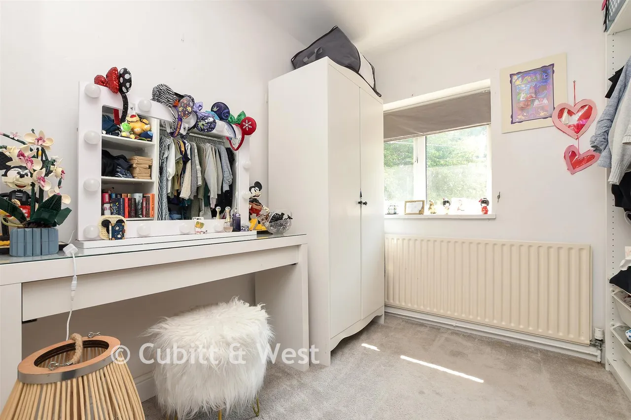Smallfield Road, Horley, RH6, photo 11