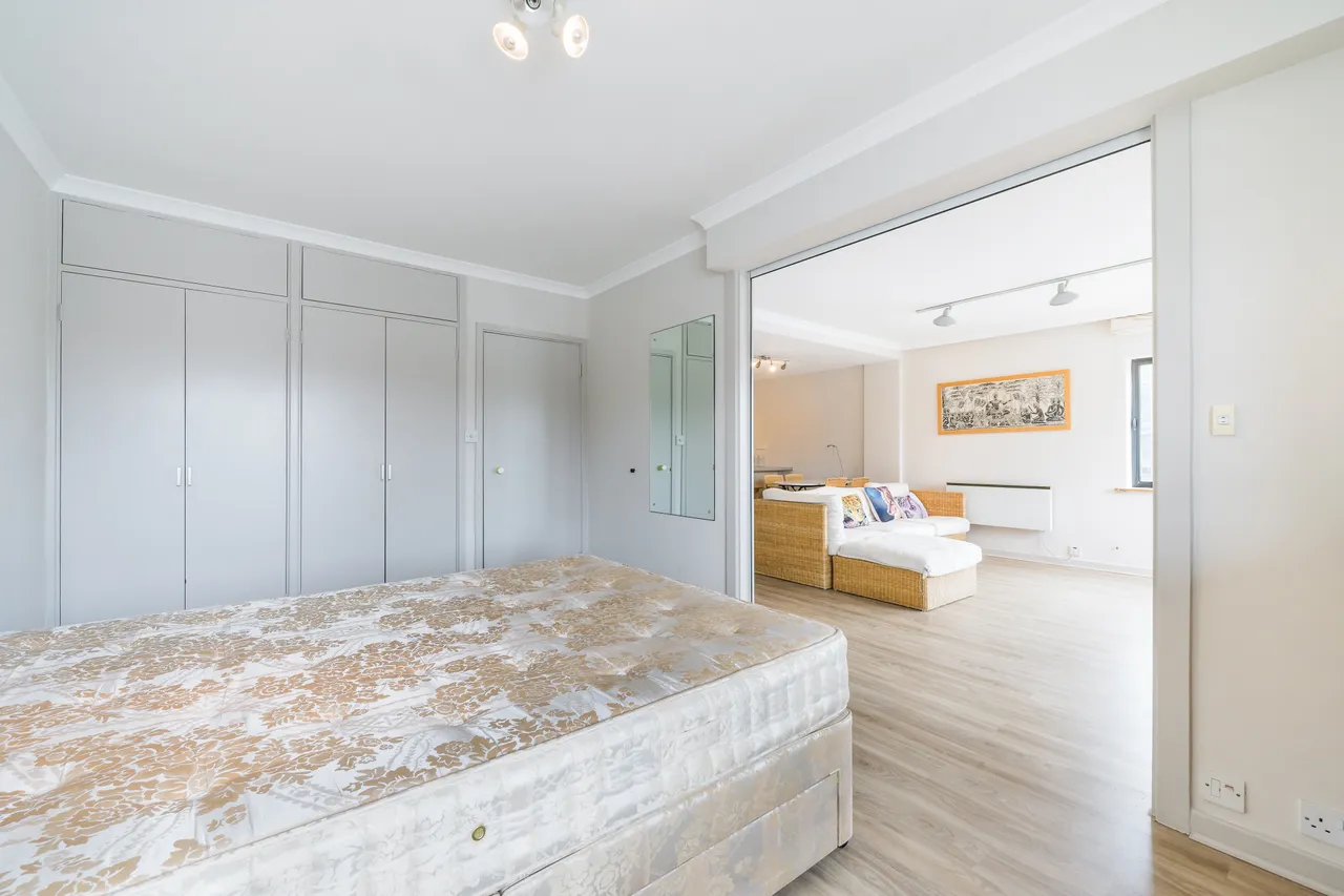 Upper Thames Street, London, EC4V, photo 12