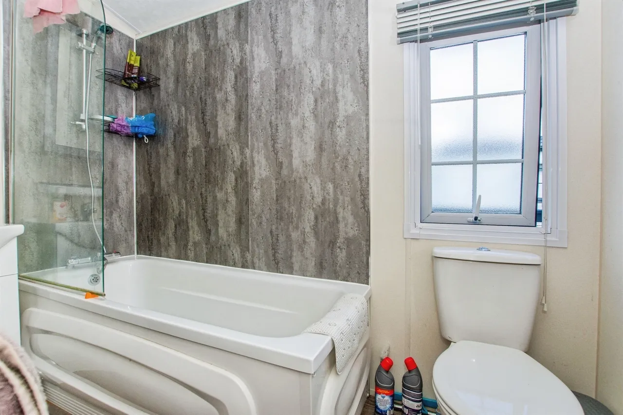 Frostley Gate, Holbeach, PE12, photo 10