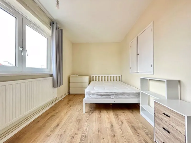 Millstream Road, London SE1 3NX, photo 4
