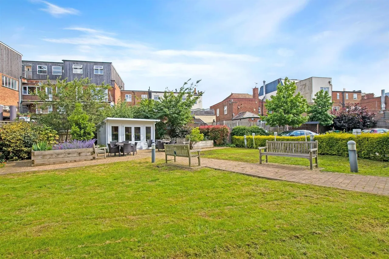 Albion Road, Bexleyheath, DA6, photo 5