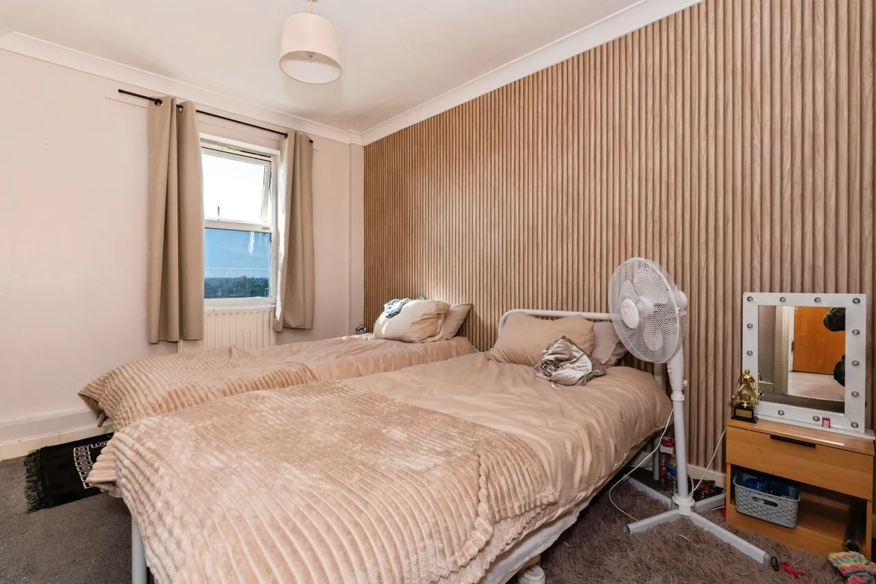 Overcliffe, Gravesend, DA11, photo 5