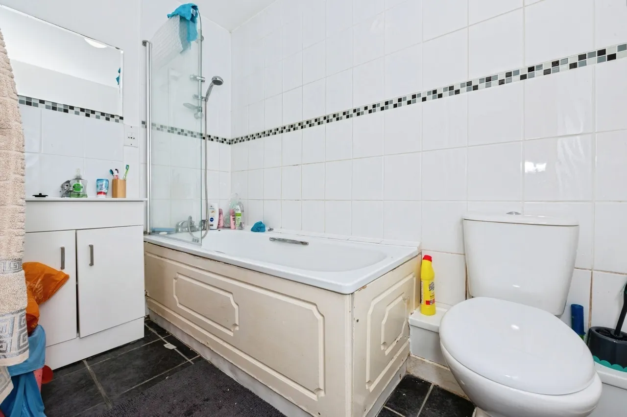 Overcliffe, Gravesend, DA11, photo 3
