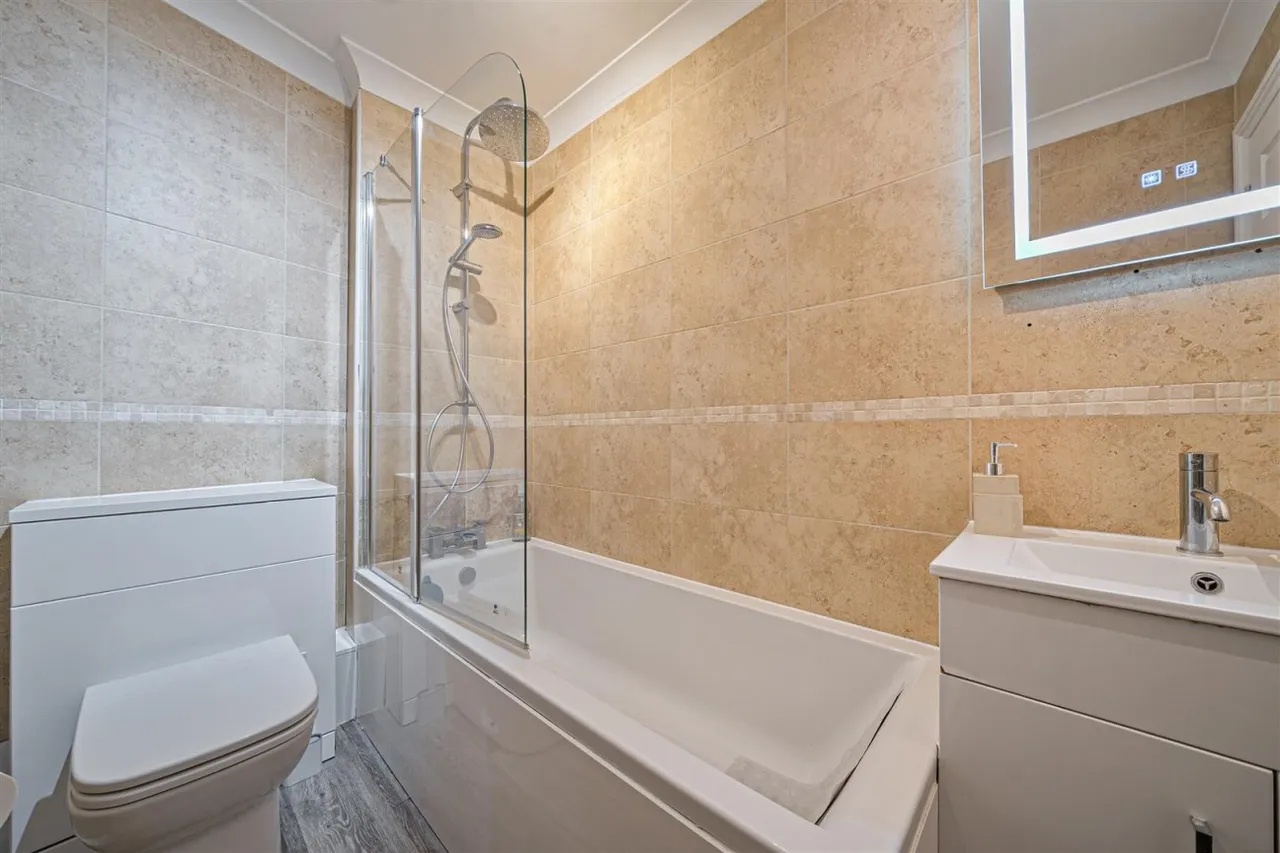 Kings Road East, BH19, photo 6