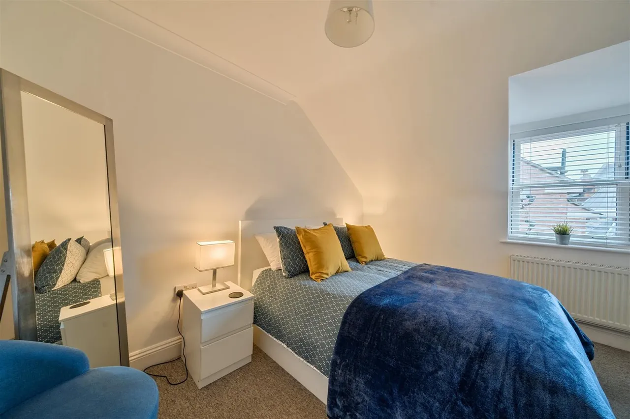 Kings Road East, BH19, photo 9