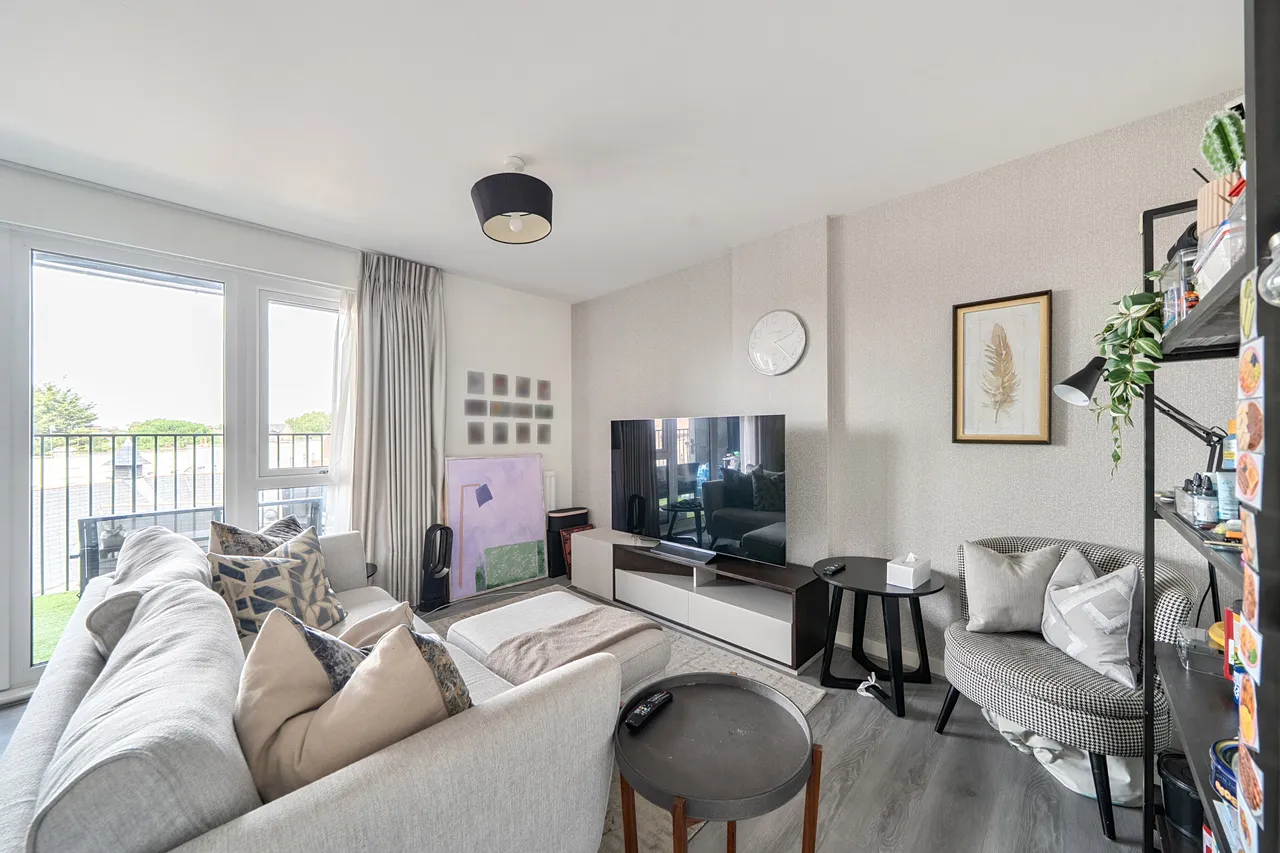 Flat 36, Coleby House, 2 Woodley Crescent, London, photo 4
