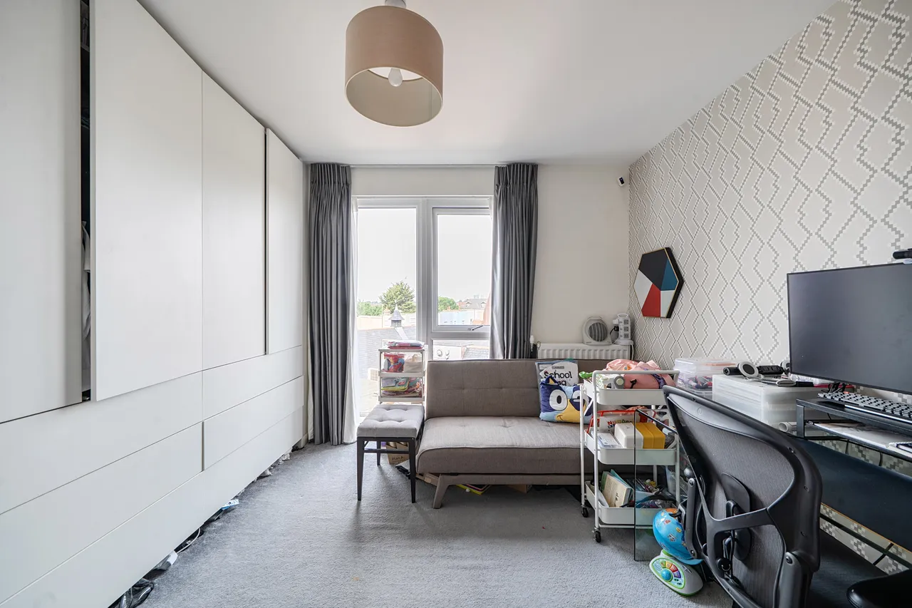 Flat 36, Coleby House, 2 Woodley Crescent, London, photo 7