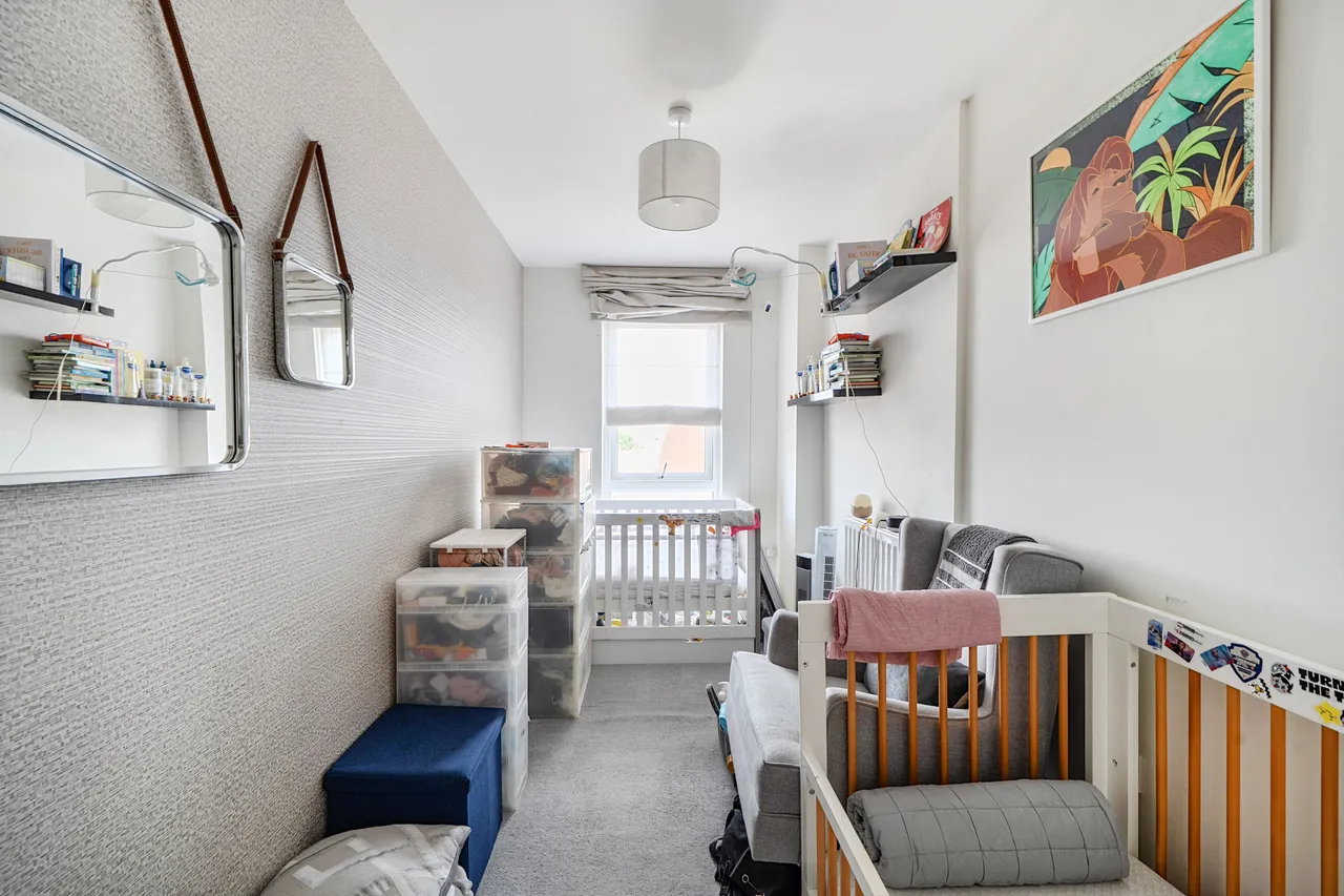 Flat 36, Coleby House, 2 Woodley Crescent, London, photo 5