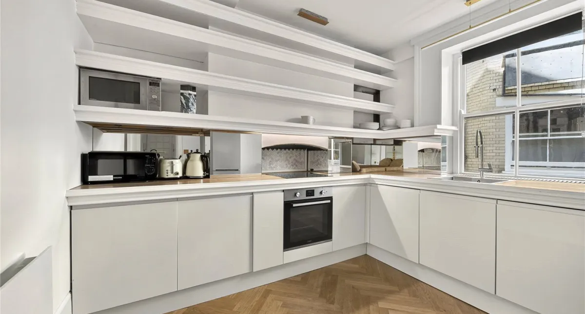 Lancaster Court Fitzrovia ,W1T, photo 3