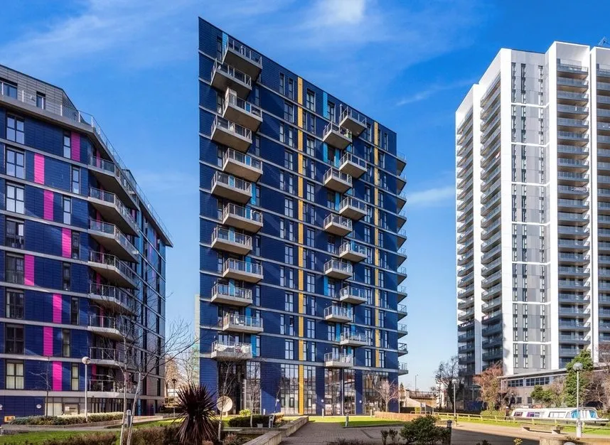 1 bed flat for sale — Ealing Road, Ealing, HA0