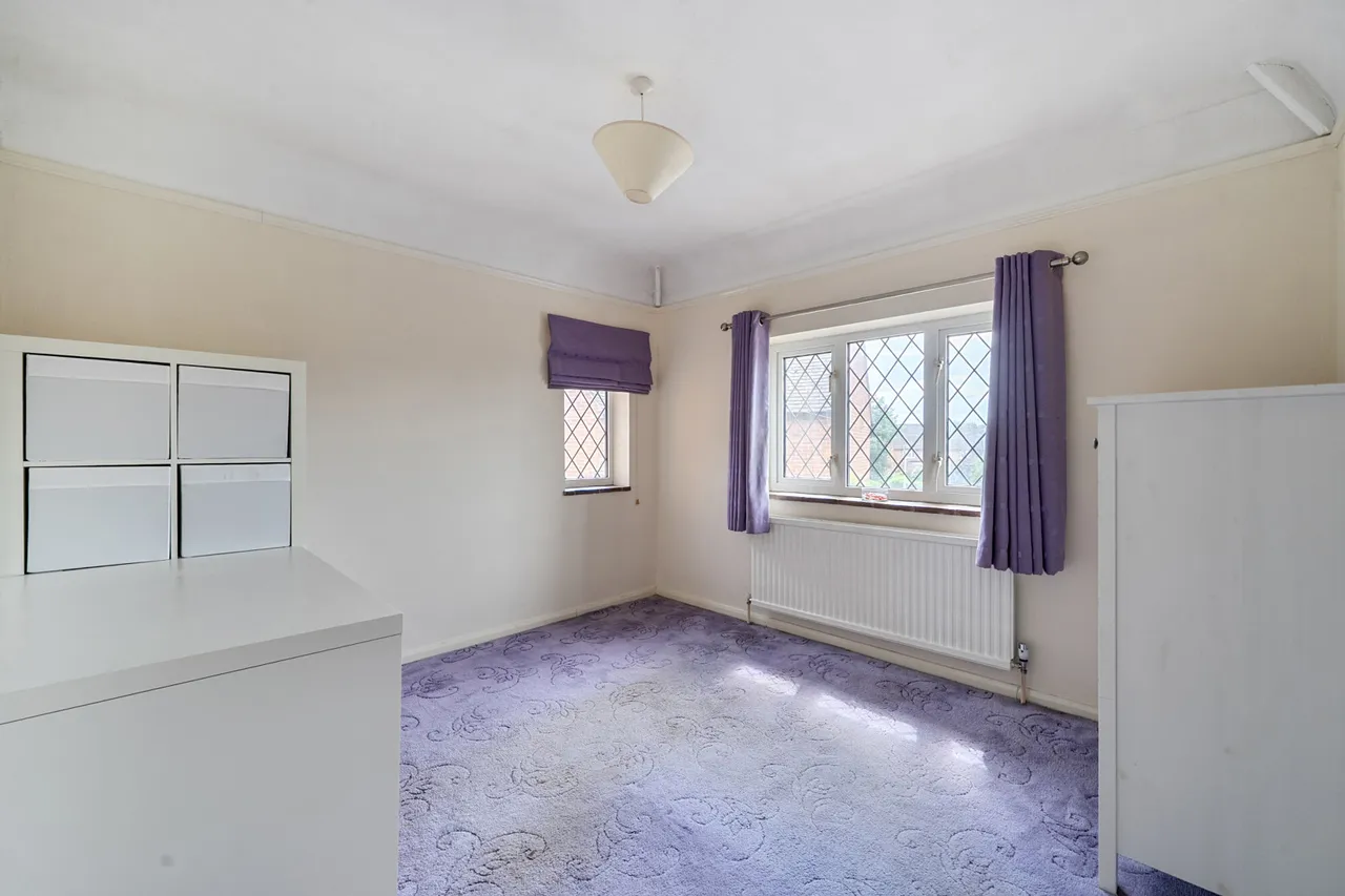 Hillside Close, Chalfont St. Peter, SL9, photo 13