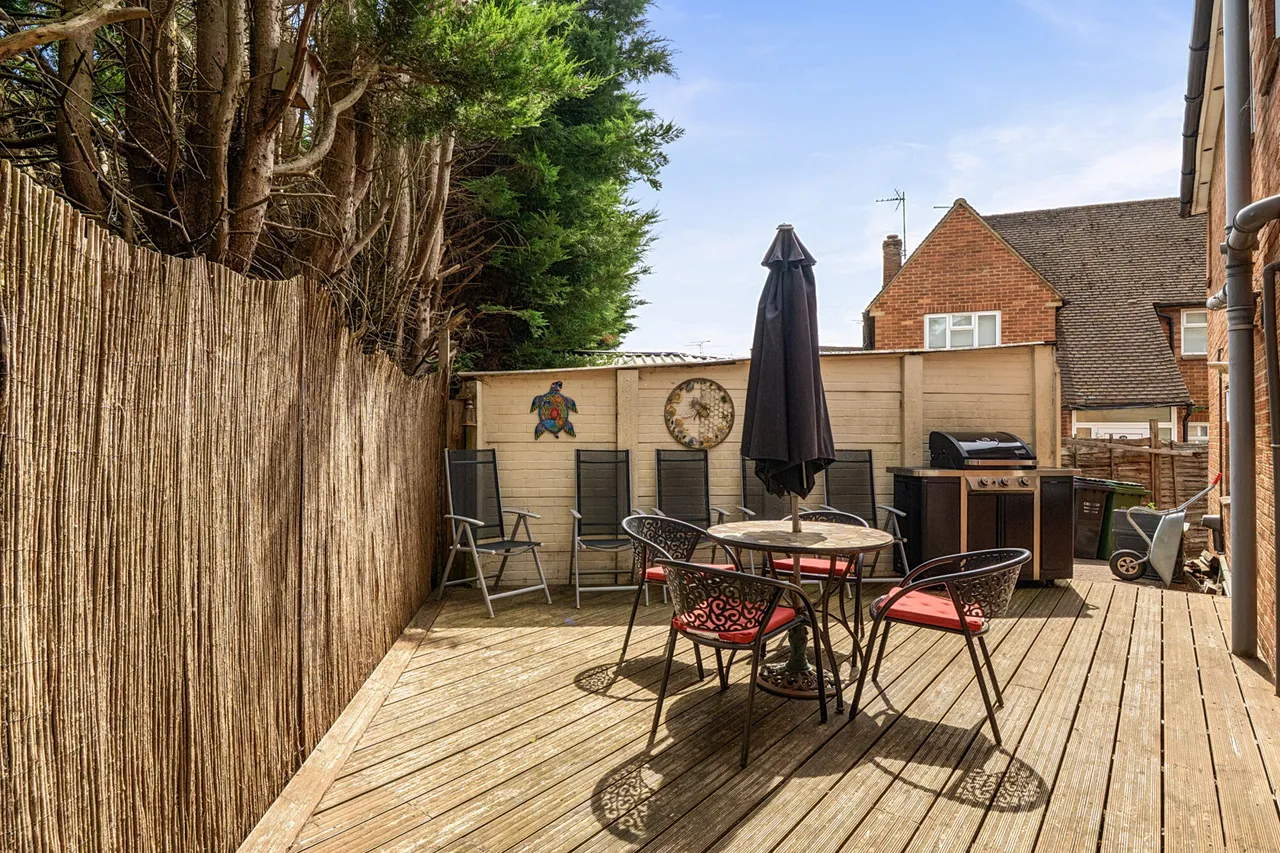 Hillside Close, Chalfont St. Peter, SL9, photo 12