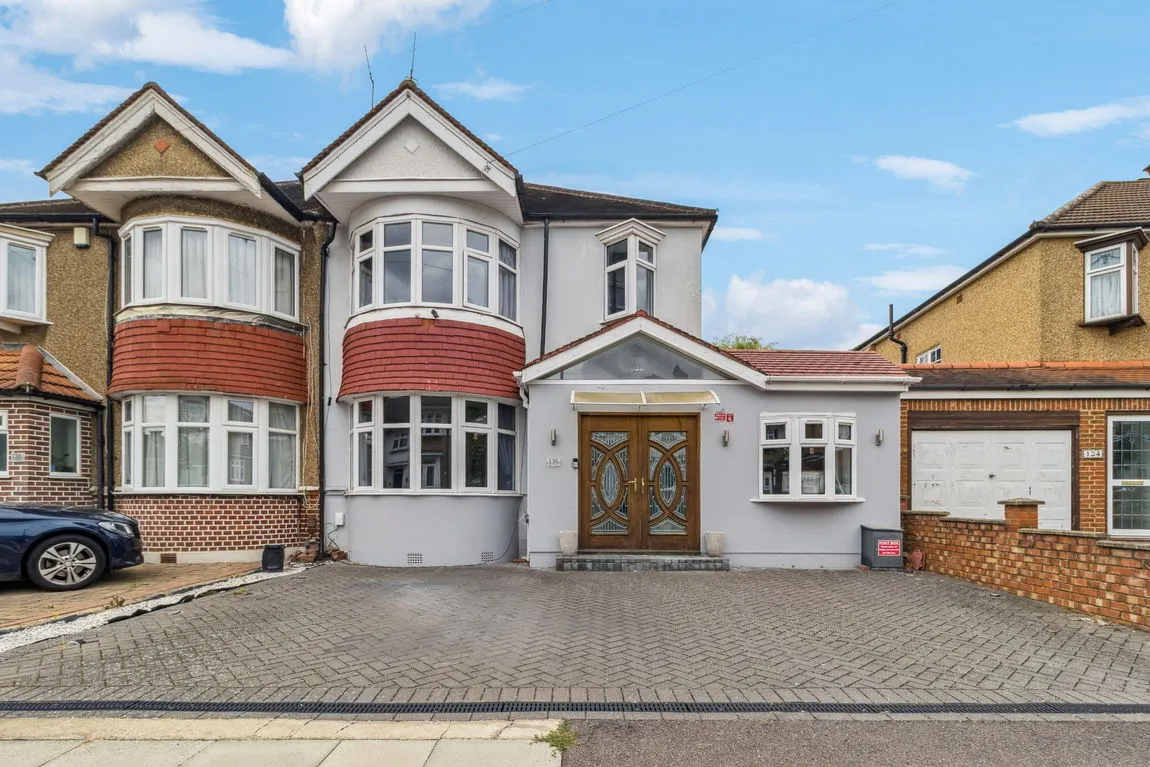 4 bed house for sale, Elm Drive, Harrow, HA2