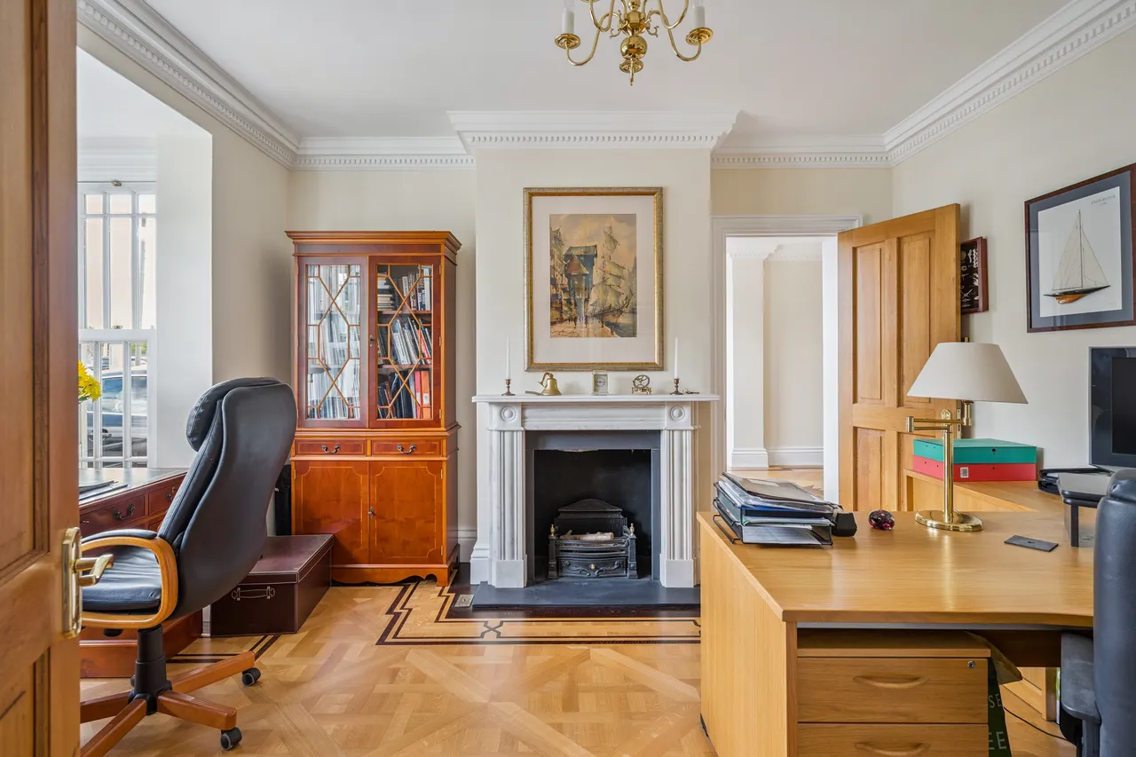 Glenwood, White Lion Road, Amersham, HP7, photo 6